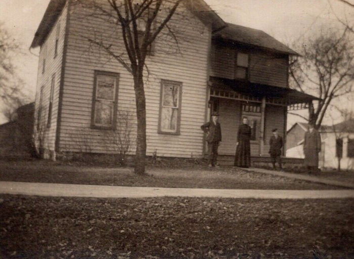 Eureka - Old Postcard (newer photo)